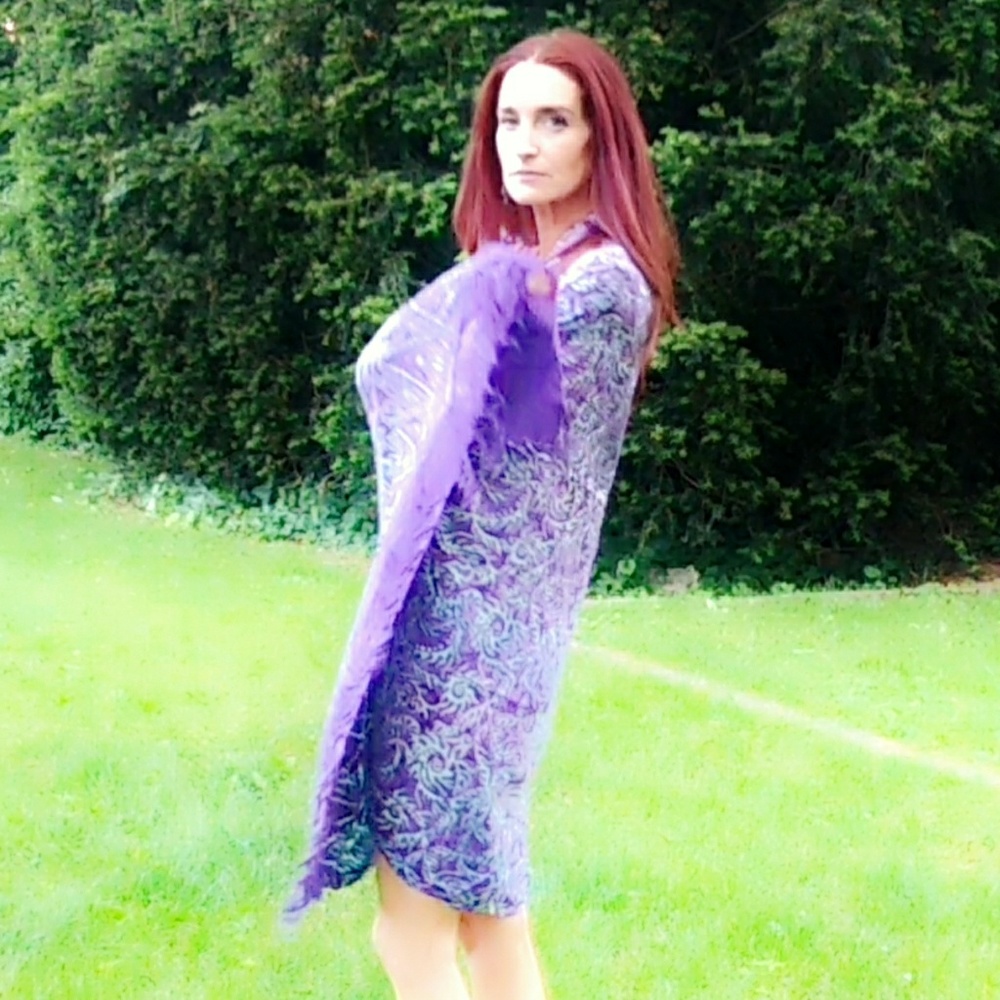 Vintage Batik Oversized Sarong/Beach Wrap/Shawl - Picture 6 of 8